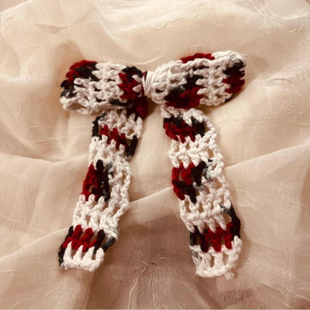 Crochet Lace Bow Hair Clip, French Clip Barrette, 100% Cotton, Christmas Print